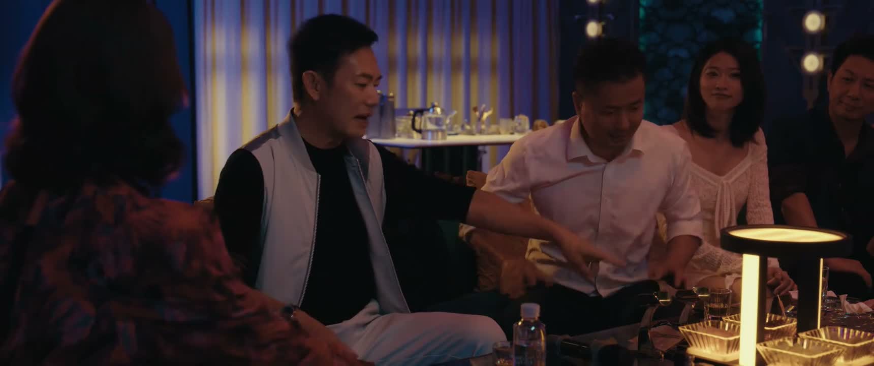 加她微信 加她微信 来 来来来 加她微信
