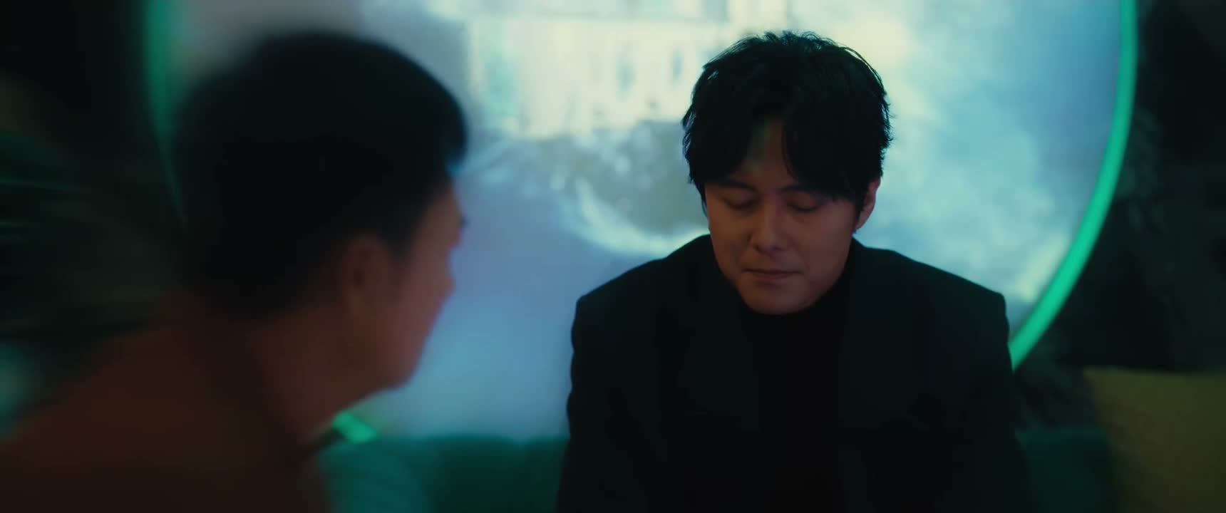 在醉酒当中 你以为我的钱不用周转吗