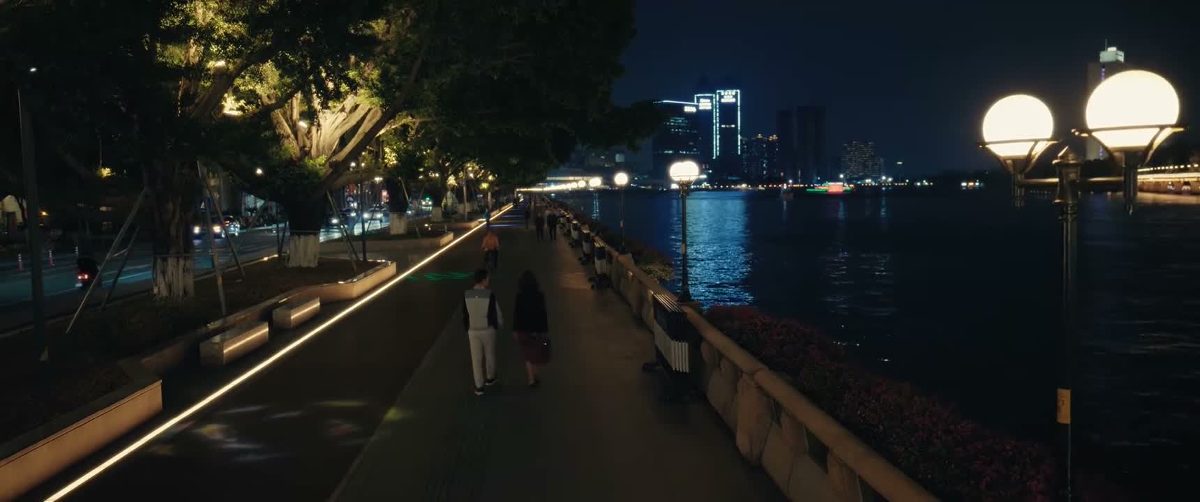 总是觉得钱是从天上掉下来的
