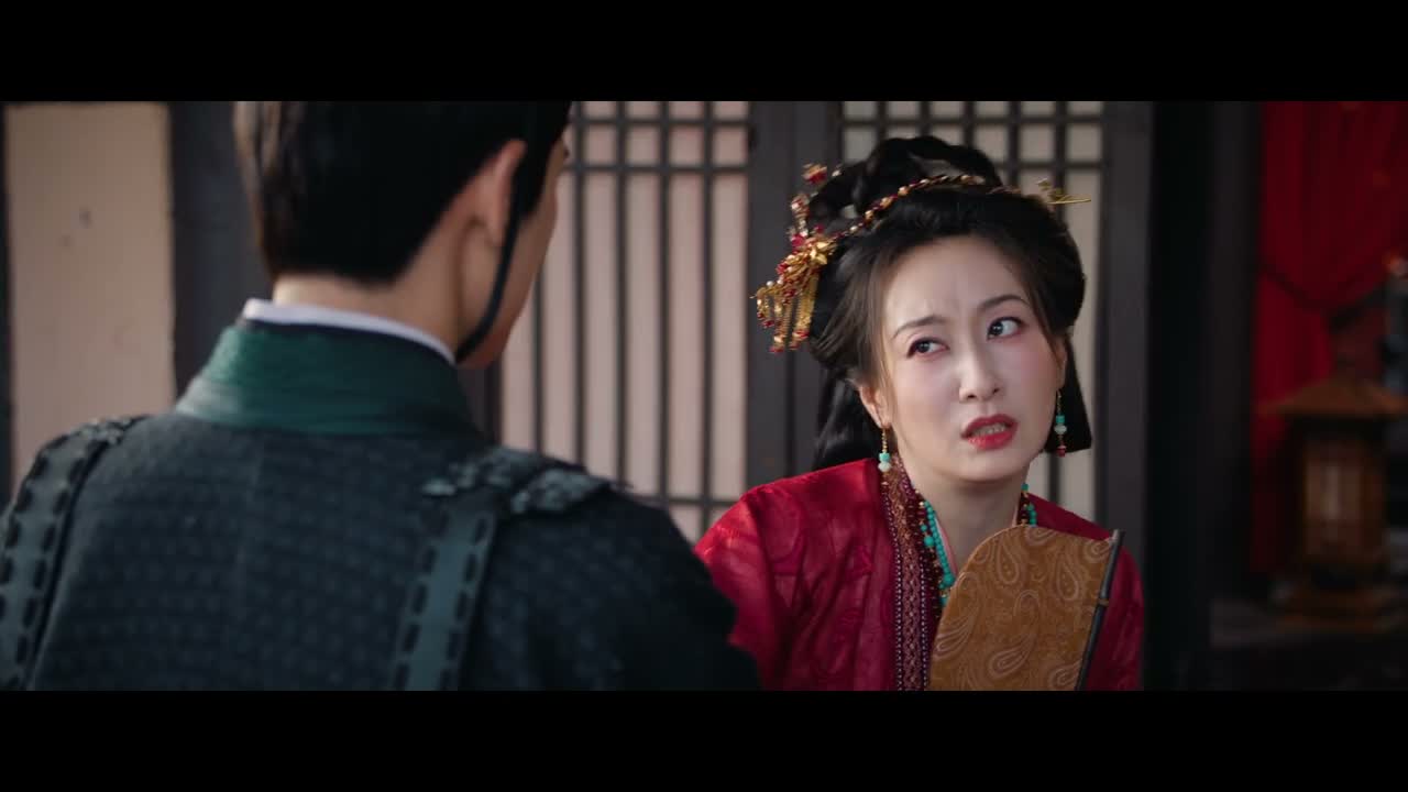 哪能记得住名字啊? 别装傻