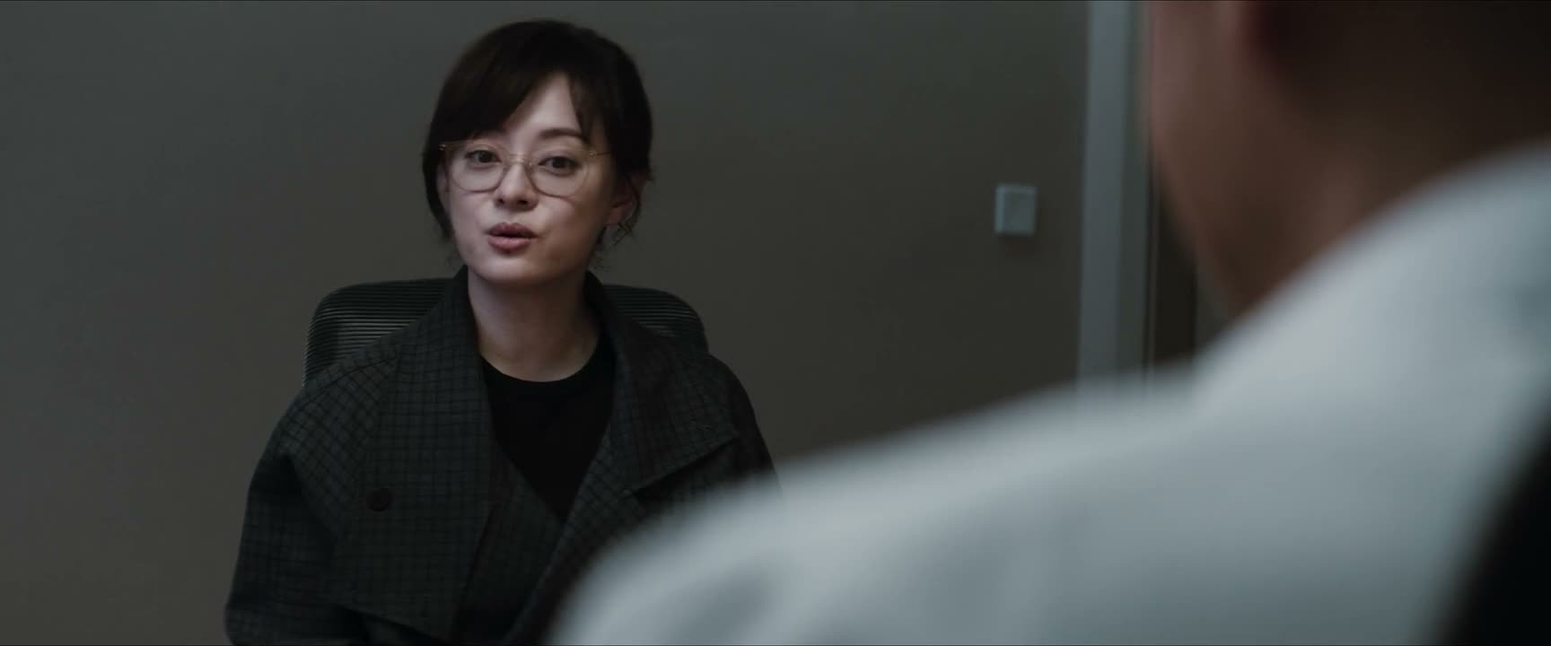 丁总现在神志清楚