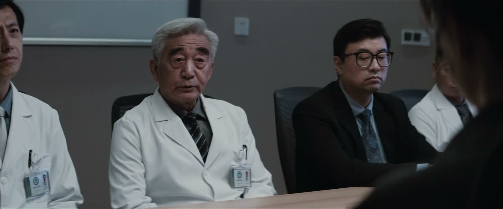 你都是有权利告我们的