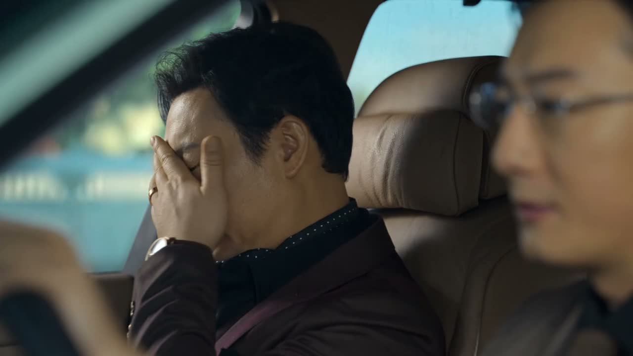 我就看不惯她那副样子
