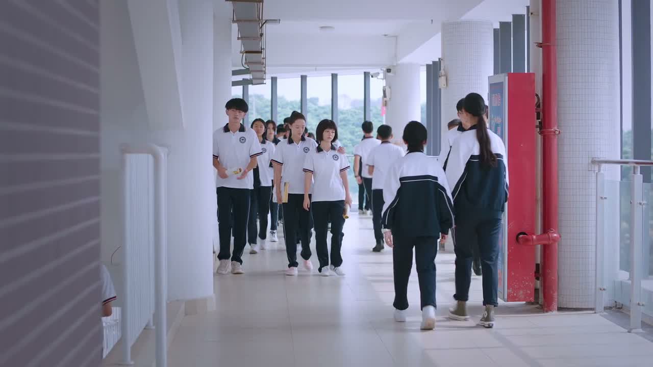 你别这样 打起精神来