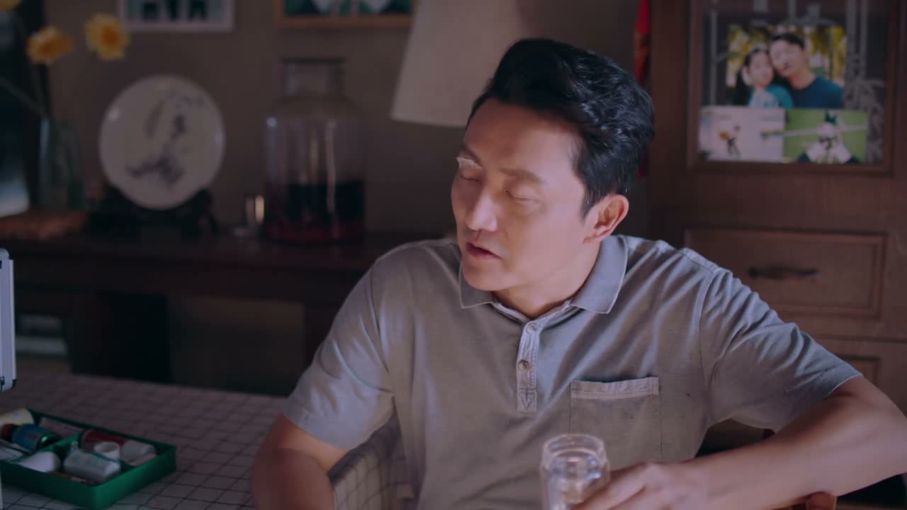 我嗑瓜子 打麻将