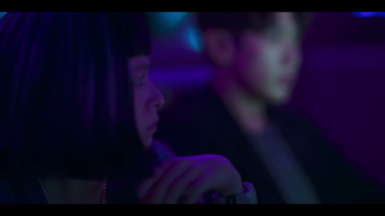 他看到女生上色情网站 说不定能骗他出来