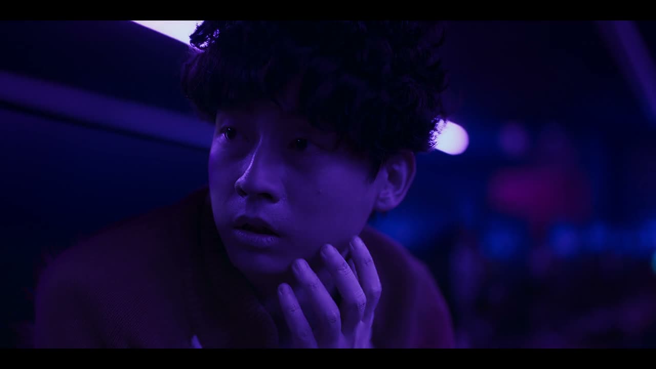 我管你是不是变态 我是来抓你的