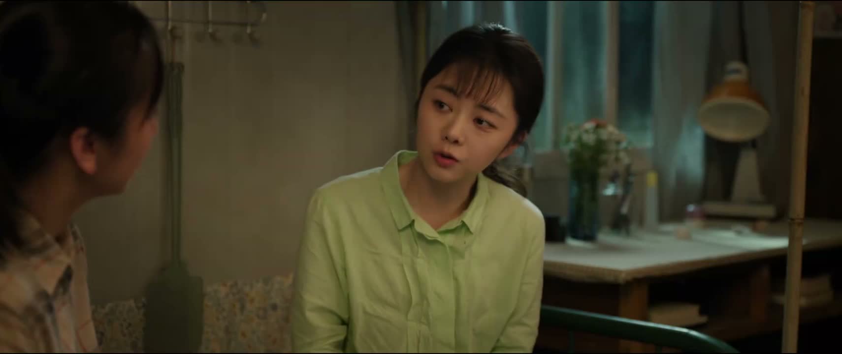 但是我觉得 她从小到大 应该也挺苦的