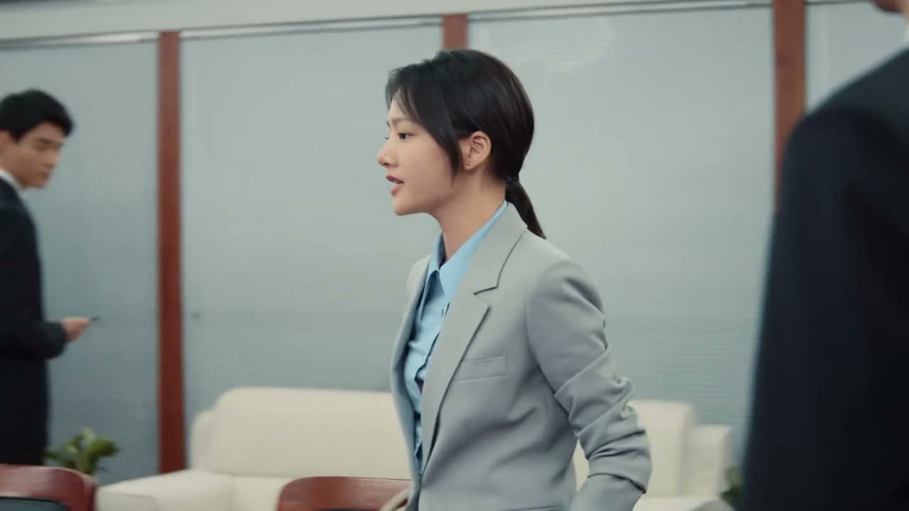 当着孩子的面谋杀孩子的父亲