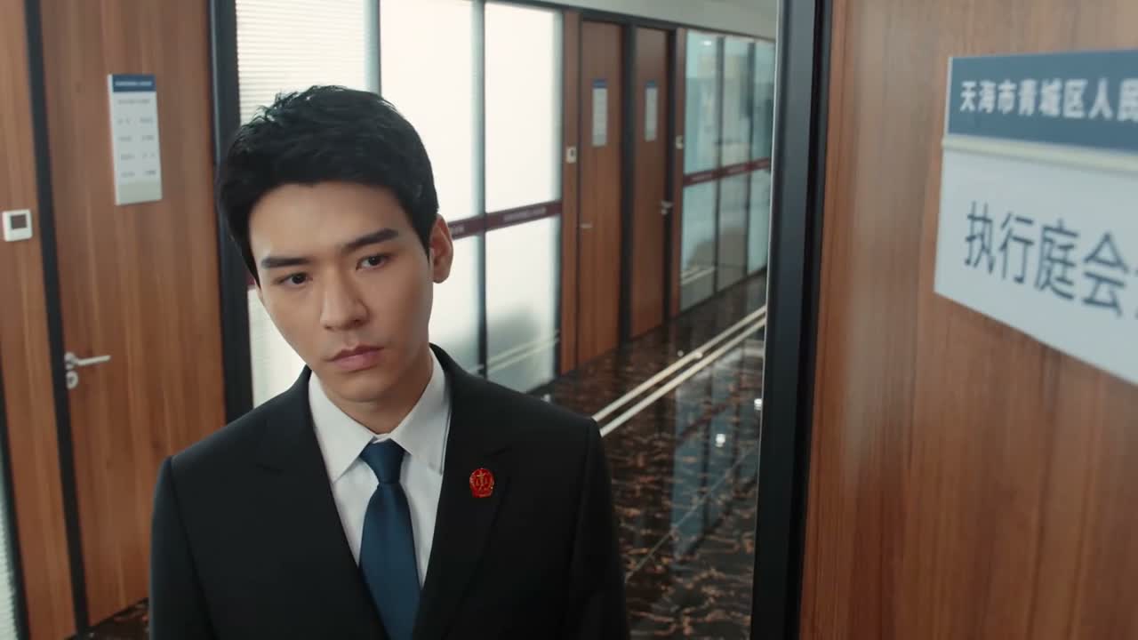 我这么做还不是因为你妈那张脸