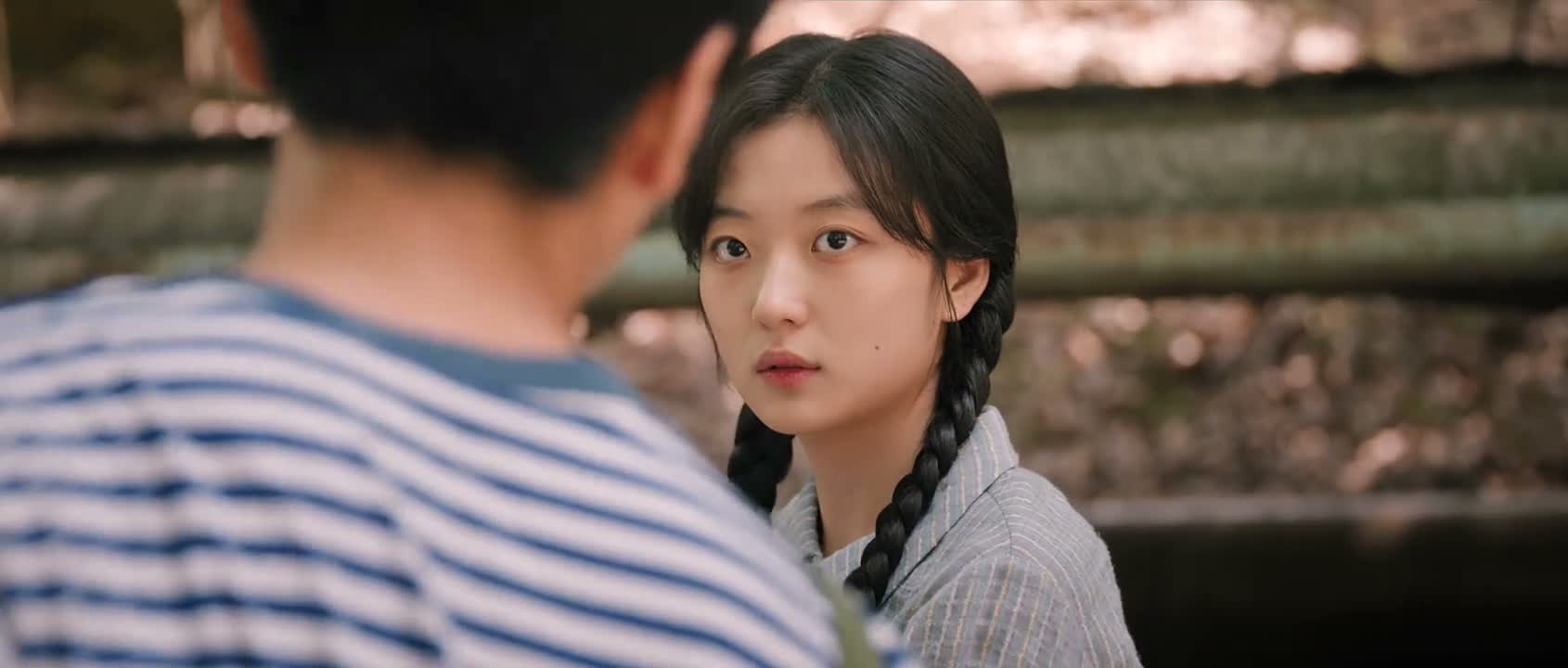 今天晚上我们再去看电影吧