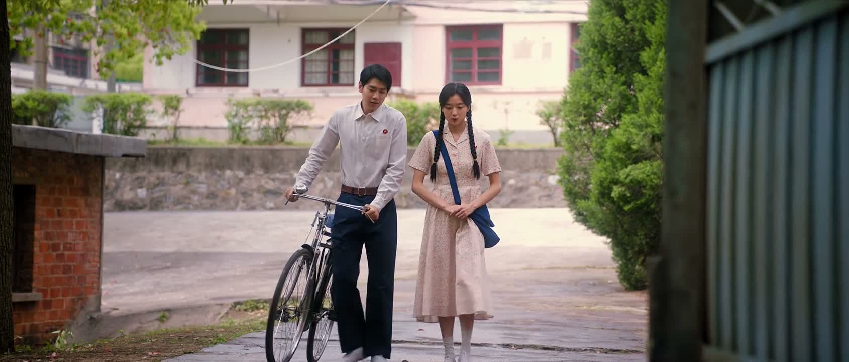 其实我也没怎么看 是不是