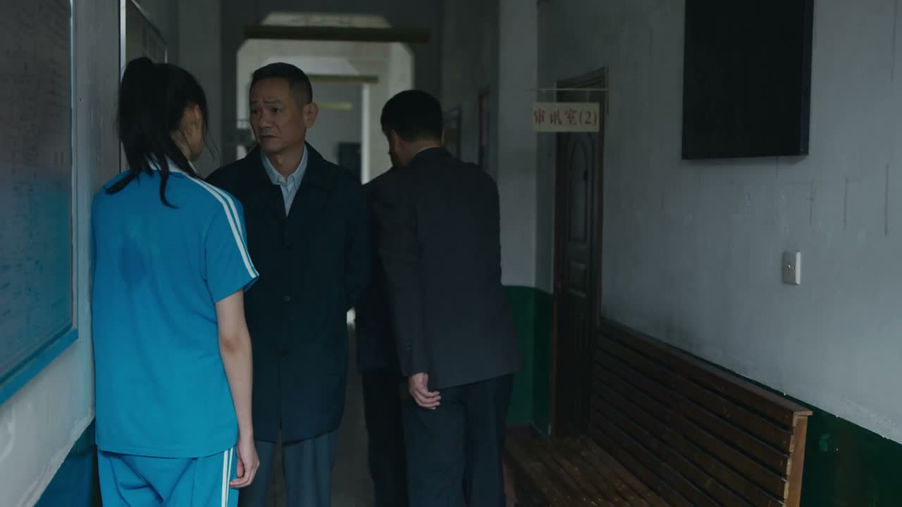 等回家以后我慢慢跟你说