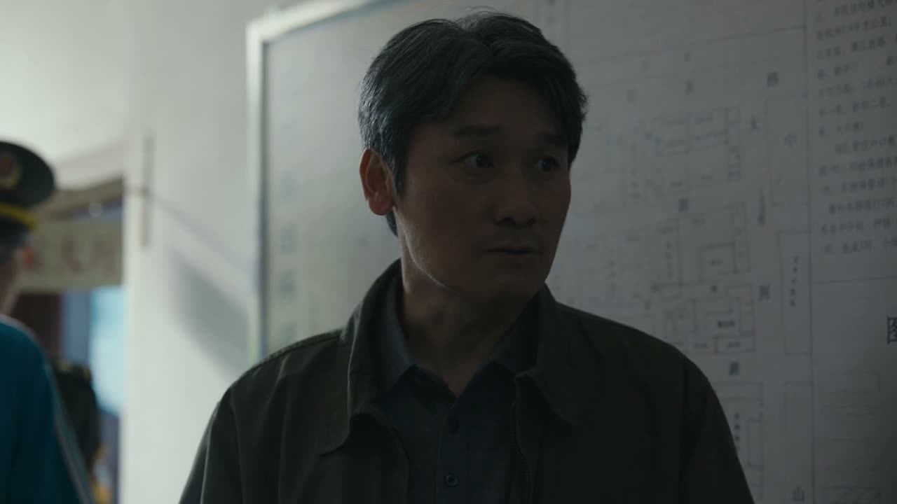 冯小波已经脱离生命危险了