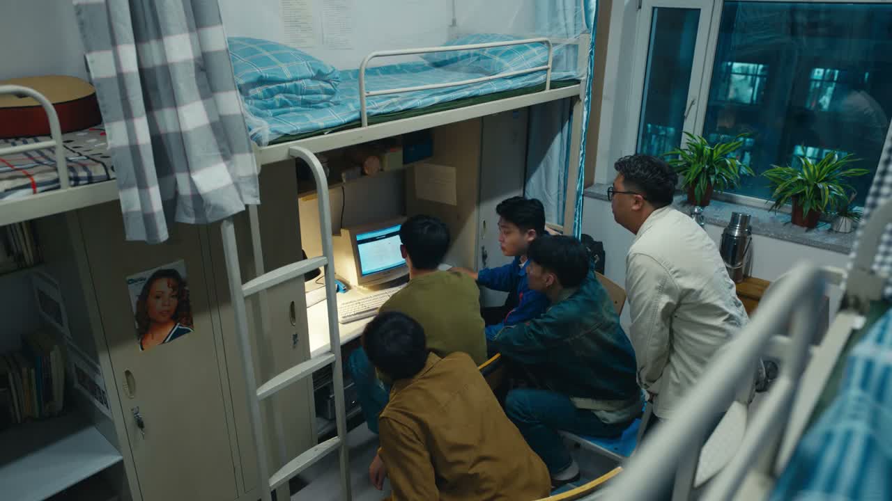 你现在可是学校里的大牛