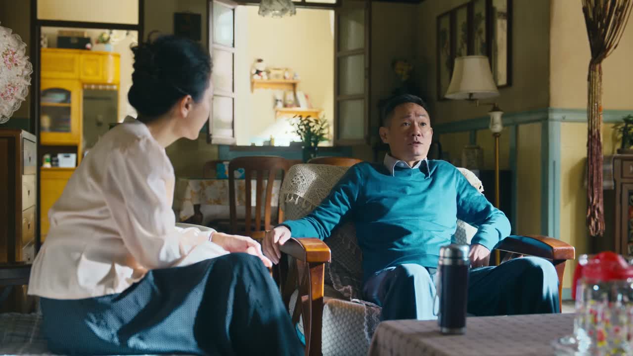 这帮人在那儿装腔作势的