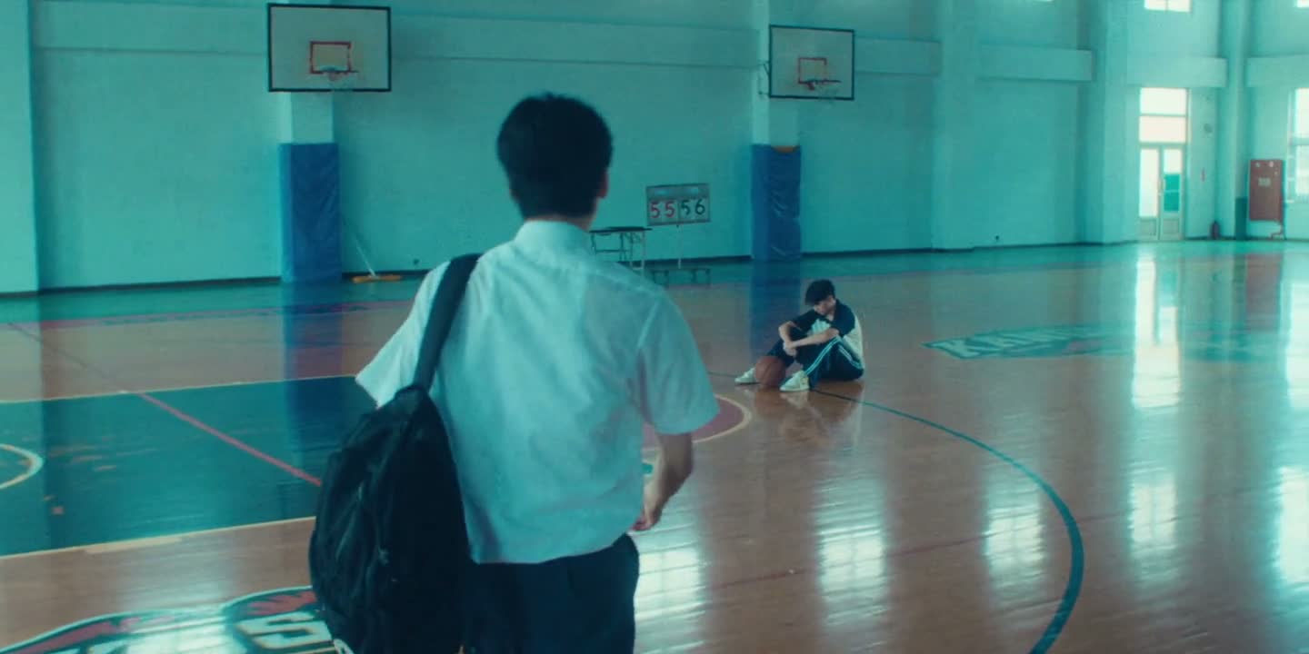 打篮球输了