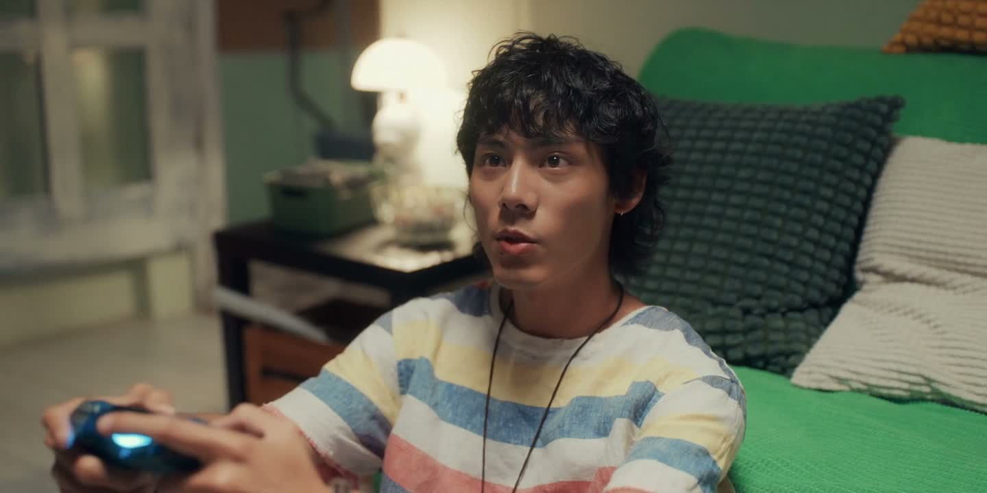 这么晚了等下你妈又要骂你