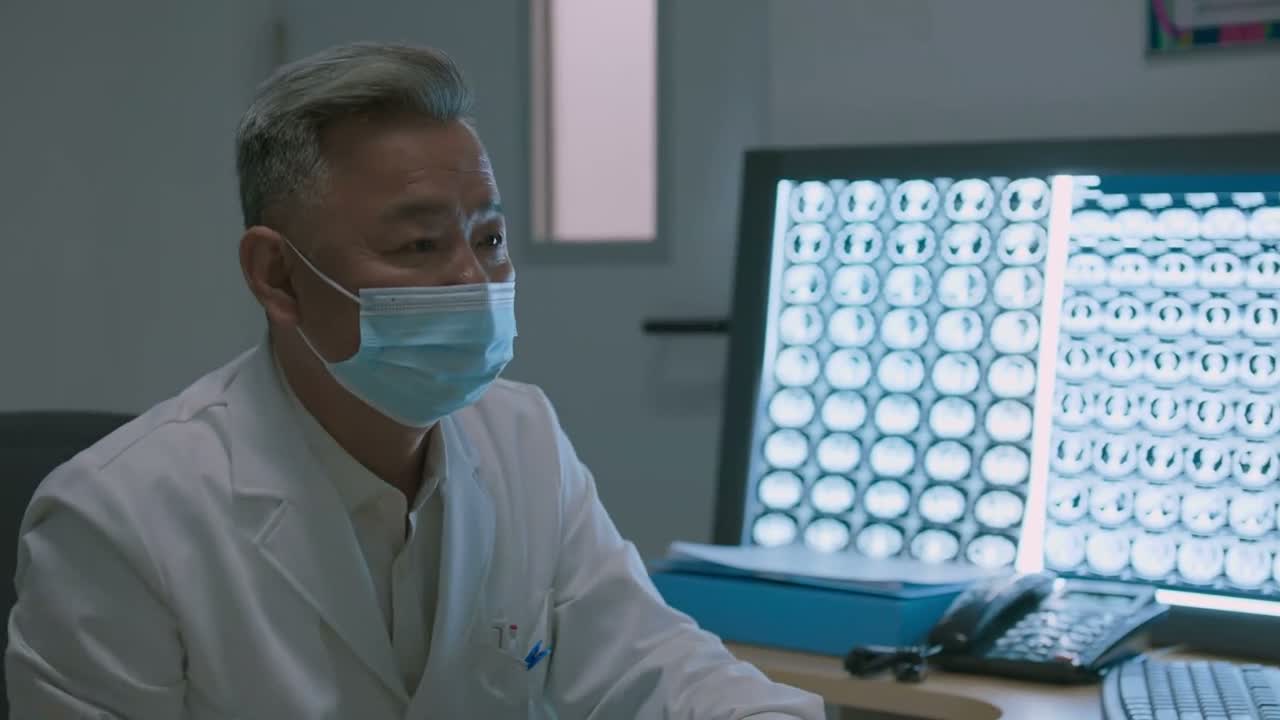 你 积极配合治疗