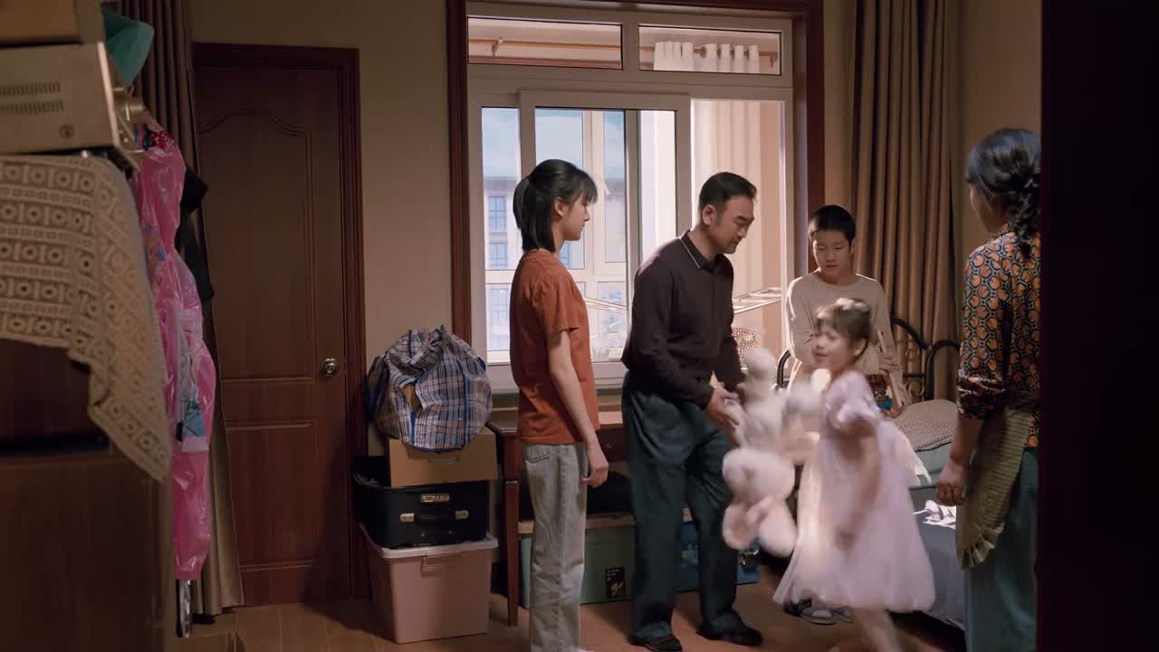 你再也不是我的爸爸了 圆圆