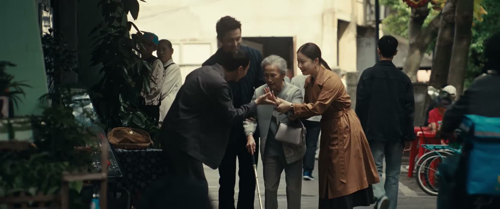 欢迎奶奶 欢迎奶奶 来来来 请请请