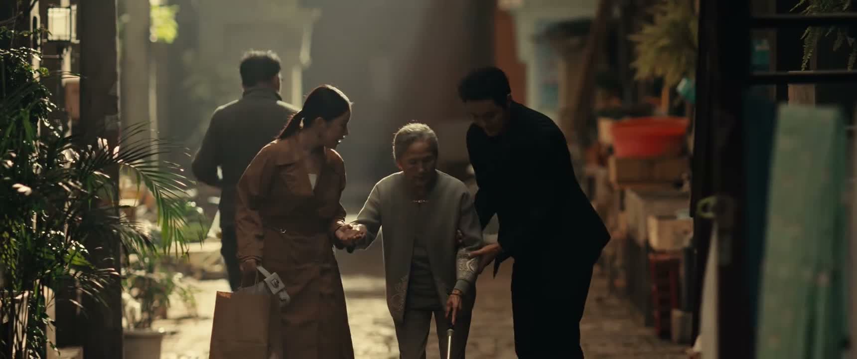 您在路上可以听听广播