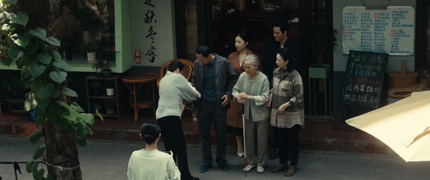 咋了 我一副牌没和过 在这儿呢 我来 来