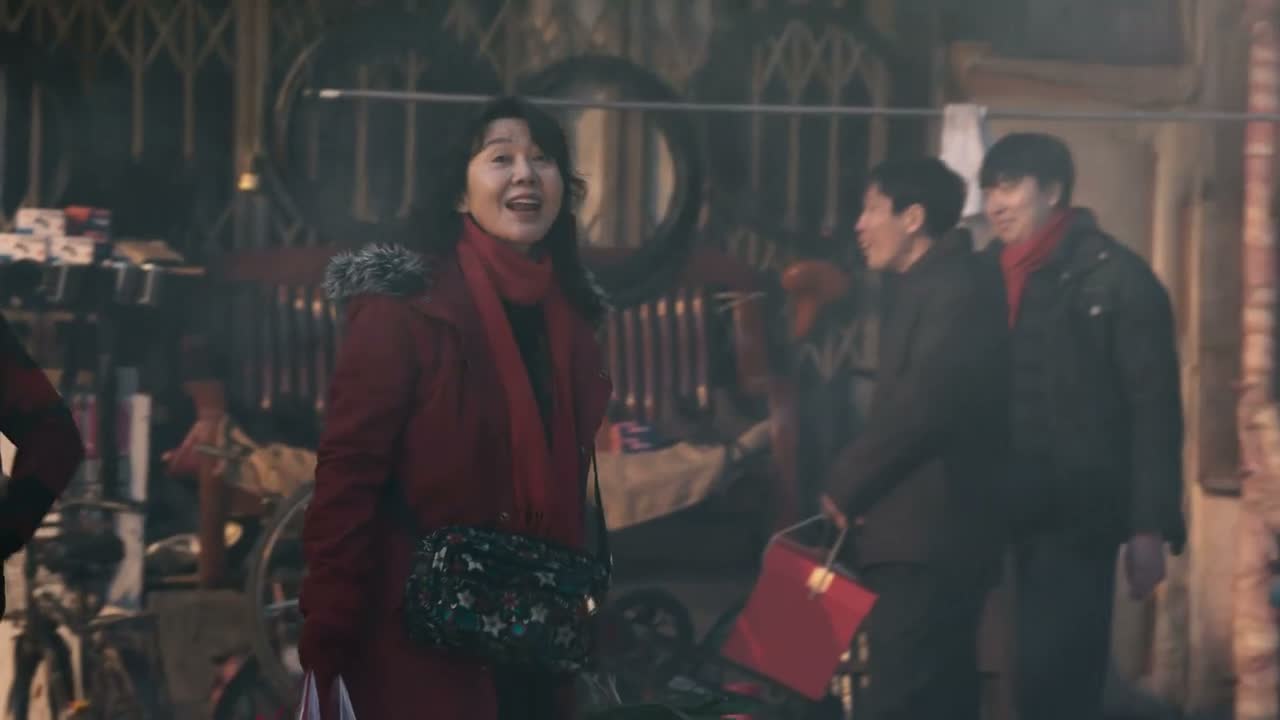 下来拿东西 来啦 来啦