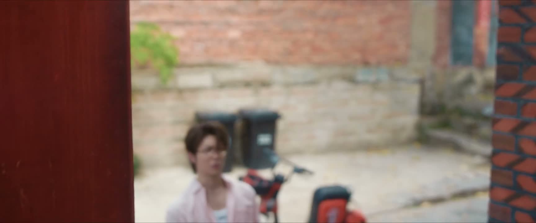 你姐都看得出来 装深沉