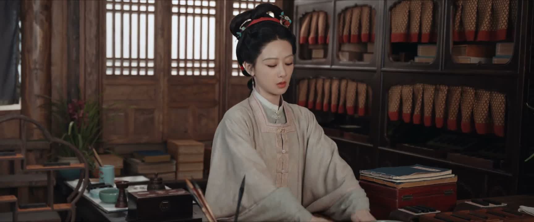 那便坐下喝杯茶吧
