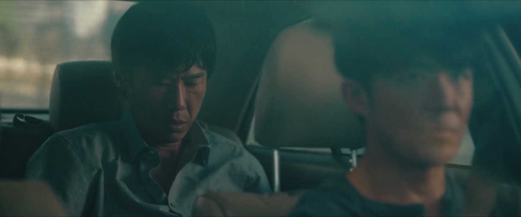 她必须死 我们