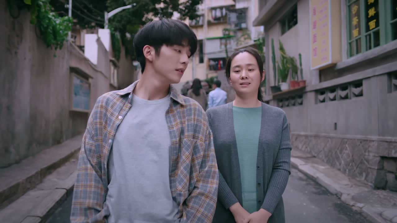 你得答应二姨一件事