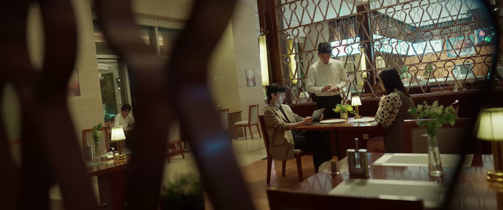 两份红茶蛋糕套餐 谢谢
