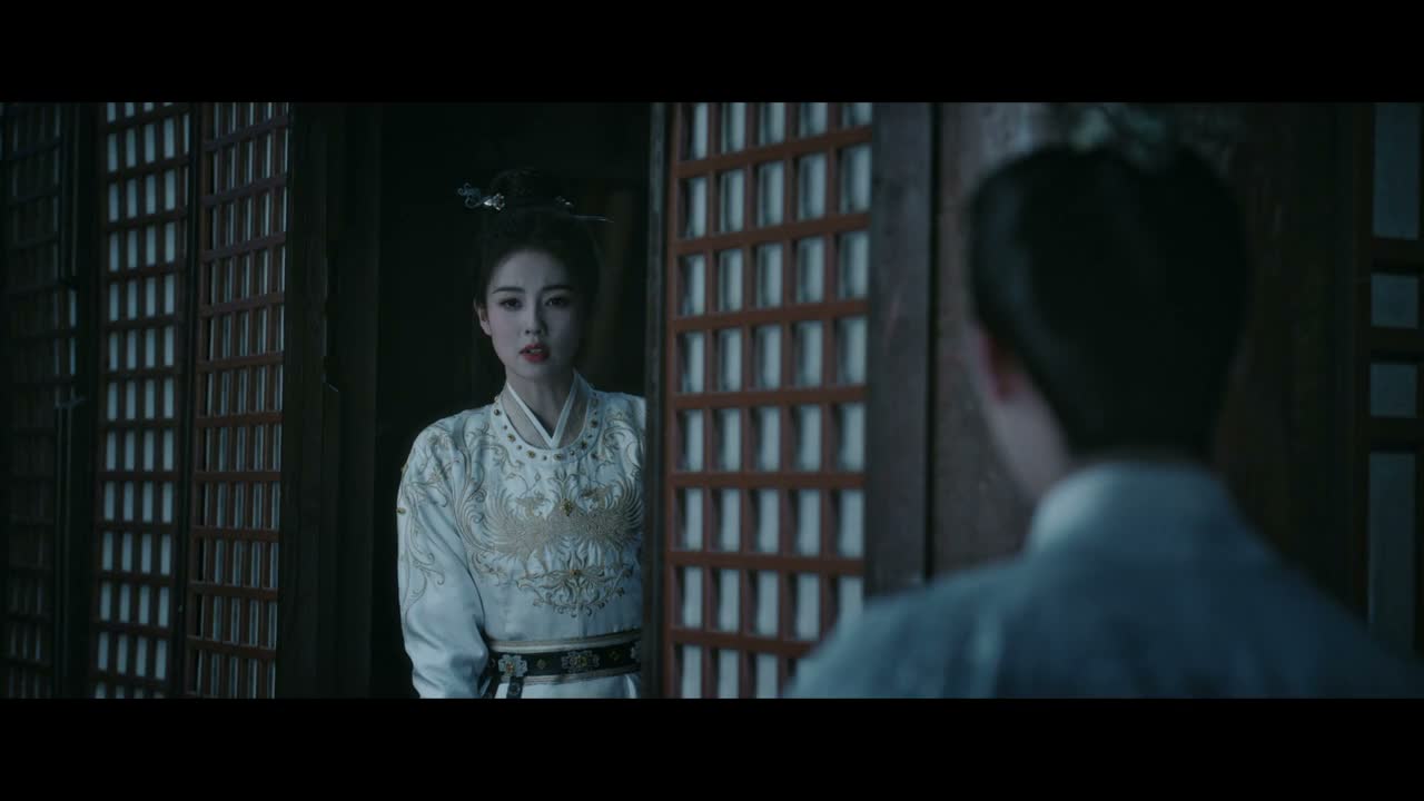 方才事发突然 才让我们发现破绽
