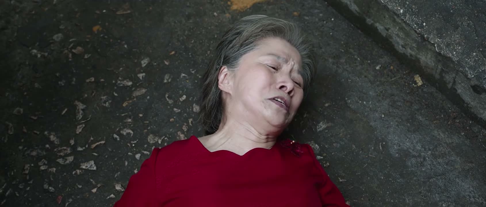 你小心点 滑得很