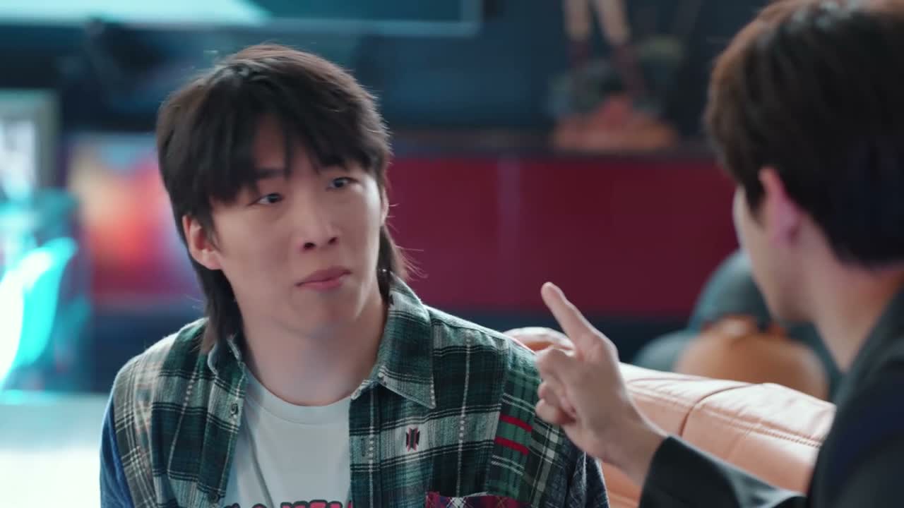 有很多人在背后议论我