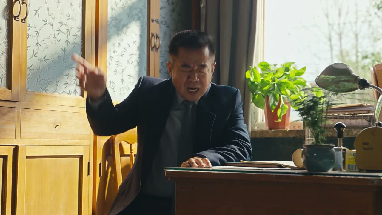 你说他俩在台上整那一出