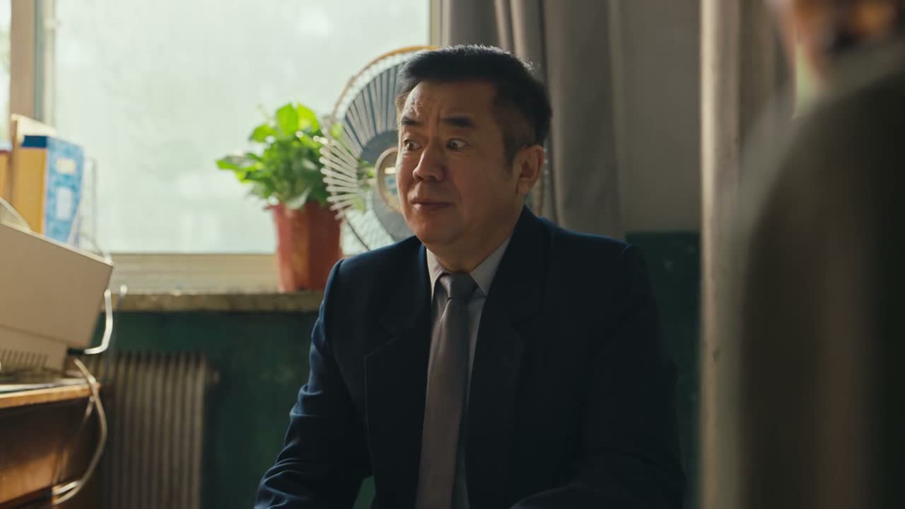 这 这我上哪儿找出路去啊