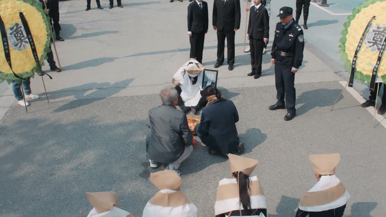 你们就是官官相护