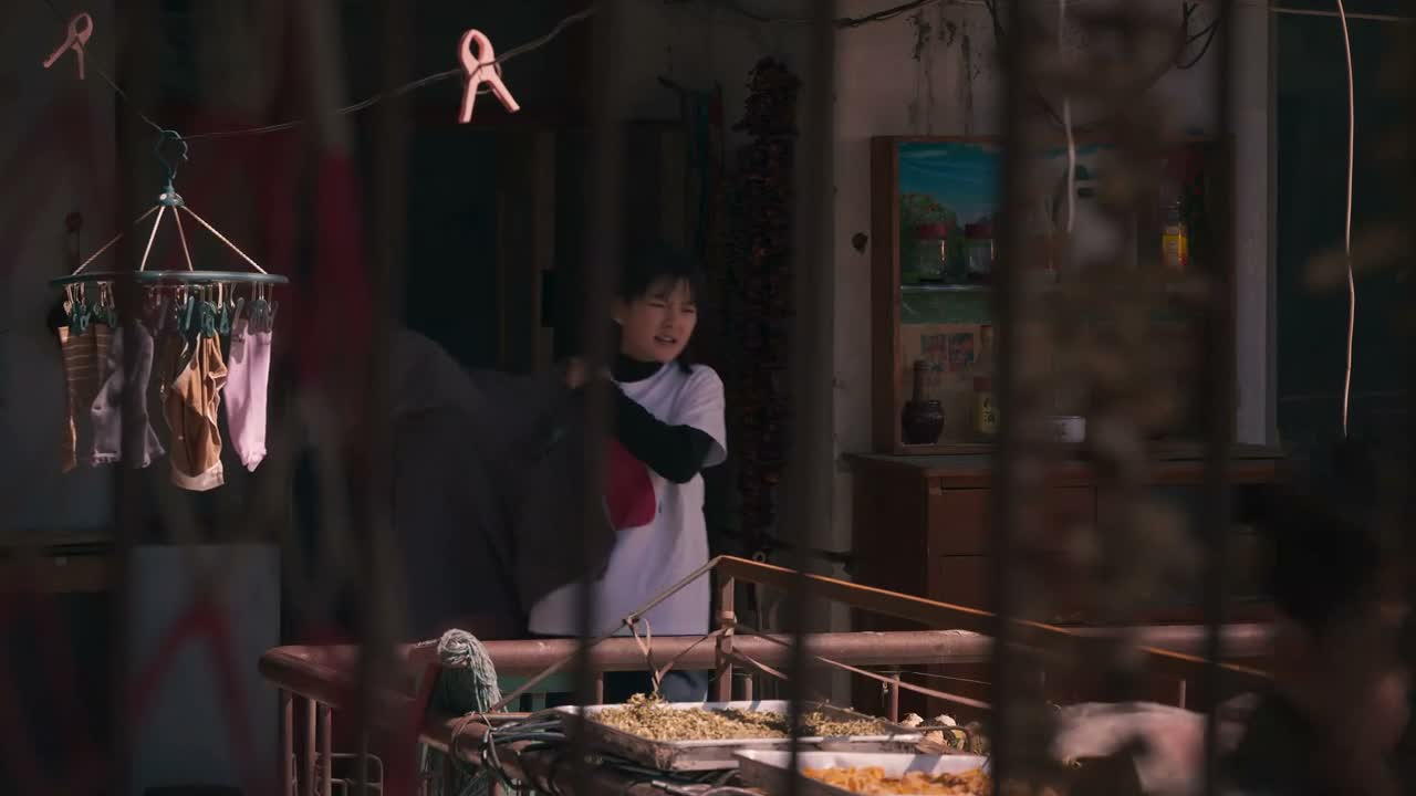 干啥呀 快下来