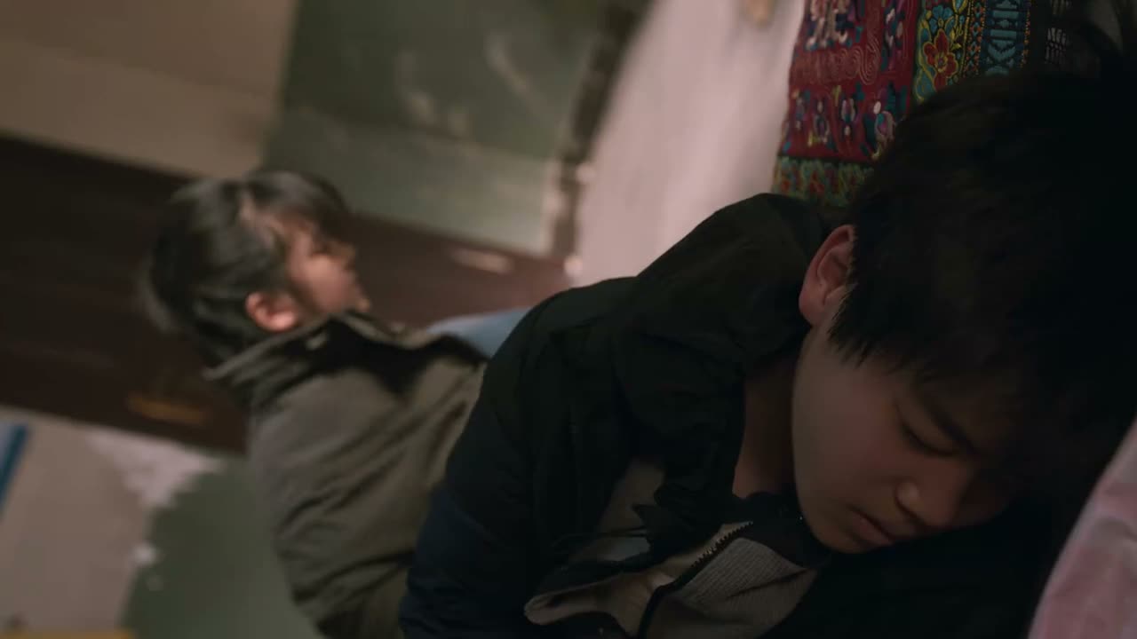 这么晚才把生活费给她