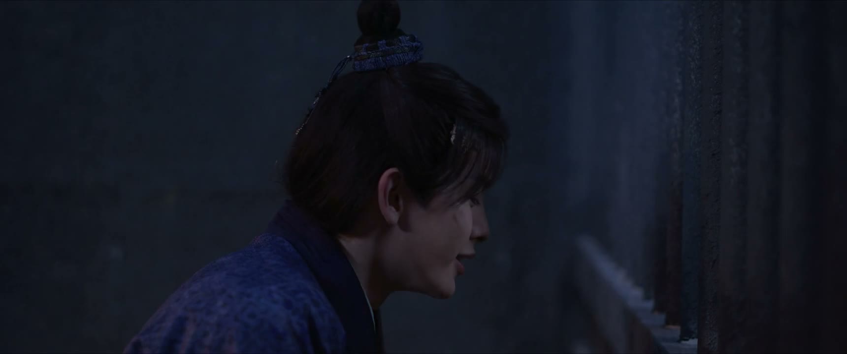 既然如此 还不想办法出去