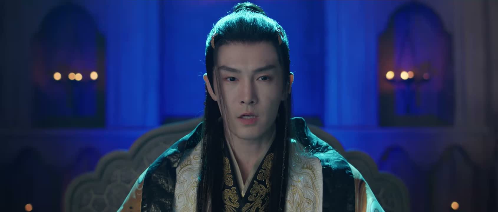 今晨上官与我在一处