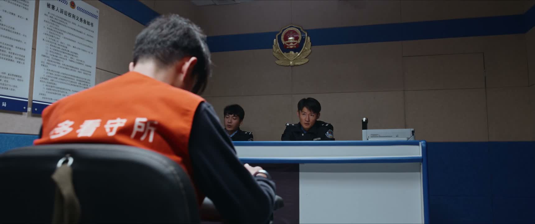 不要以为 你一直不说话