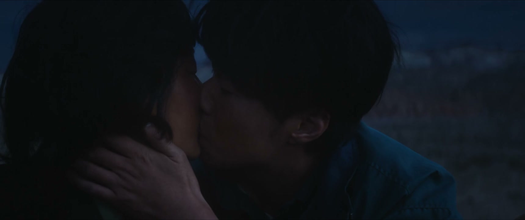 我见不到你 心里会舒服一点