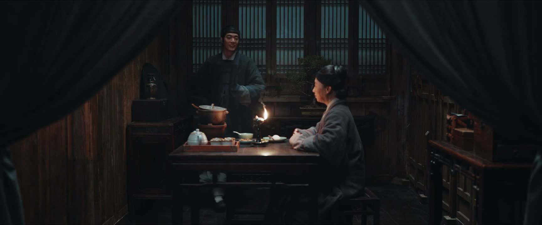 这饭我都热了几遍了