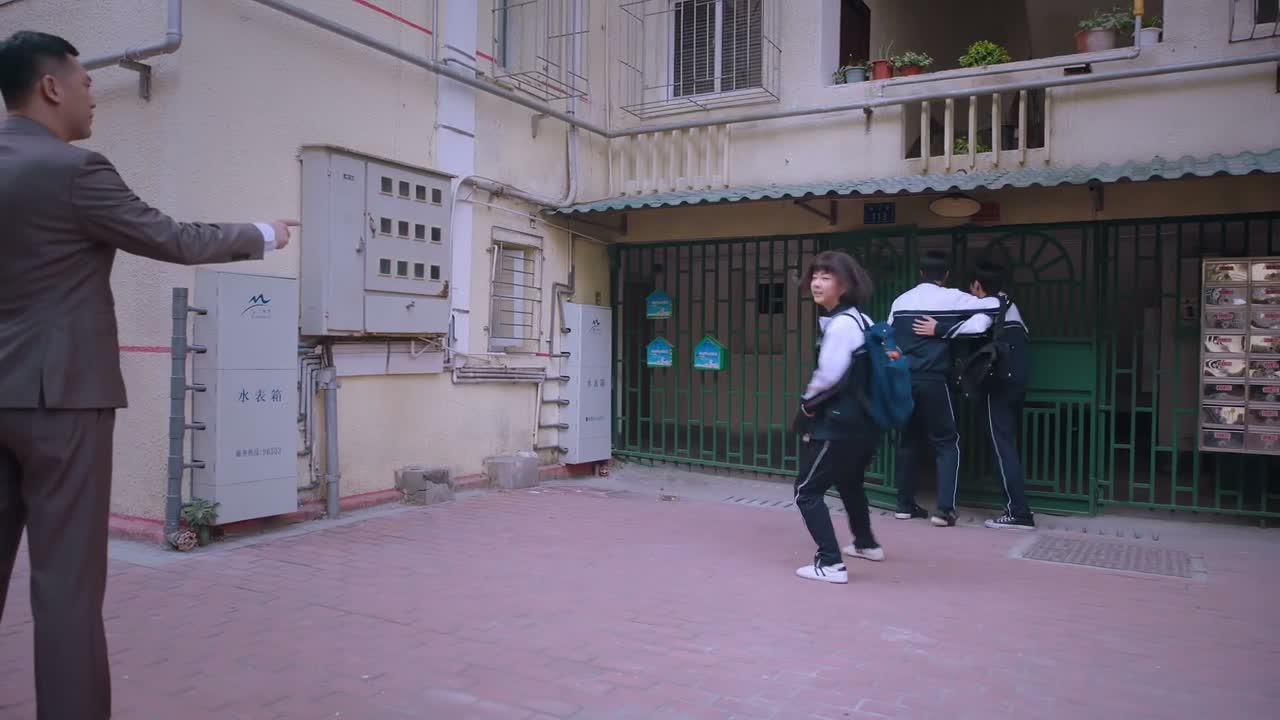 你才穷困潦倒 你