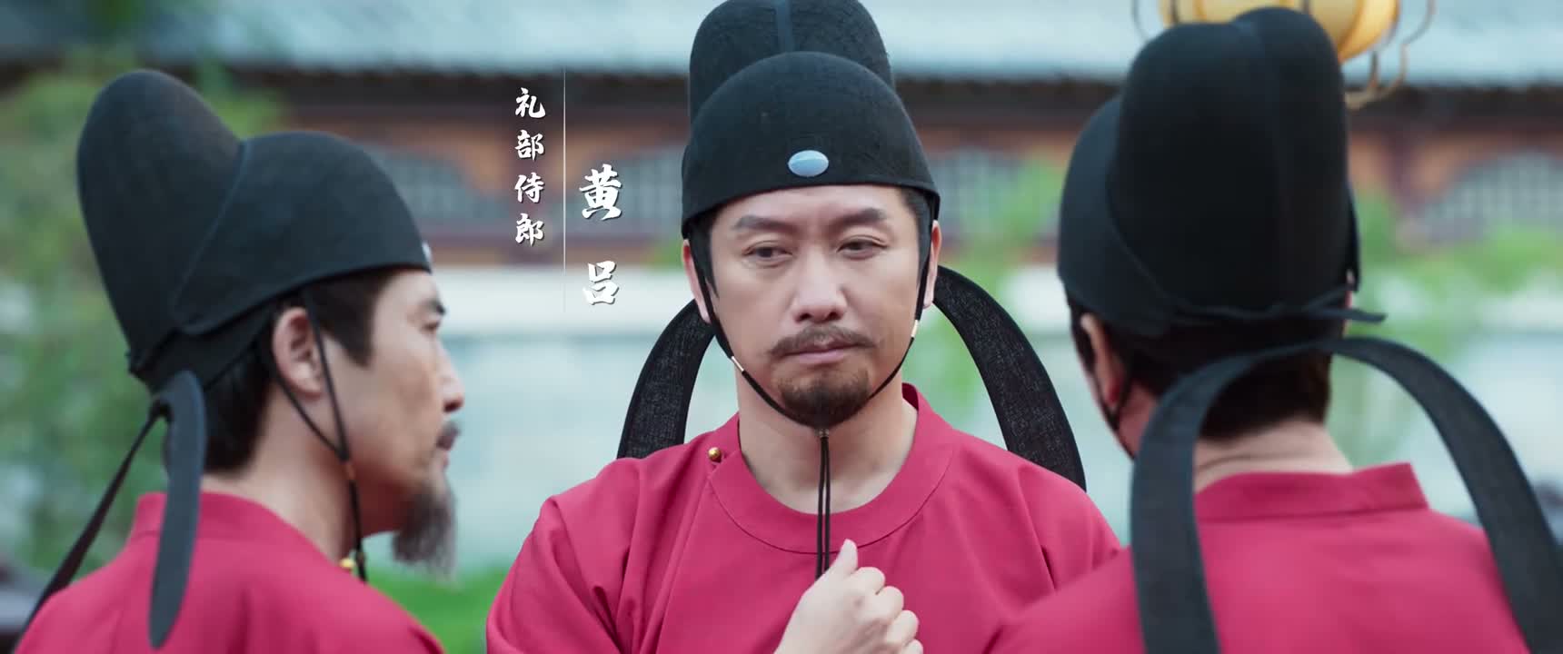 都要跟着他的章程走