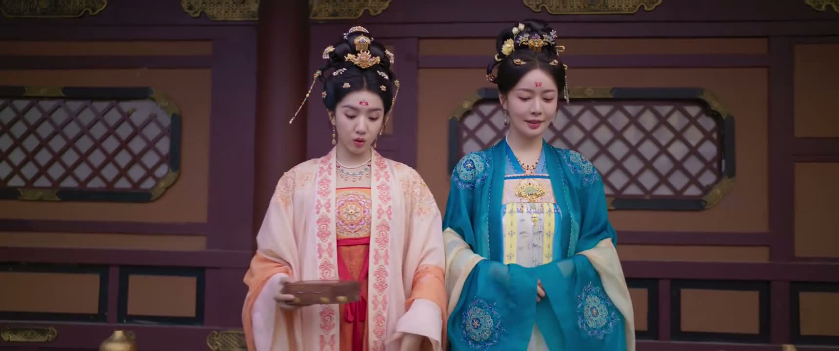 命妇贵女都在内眷席