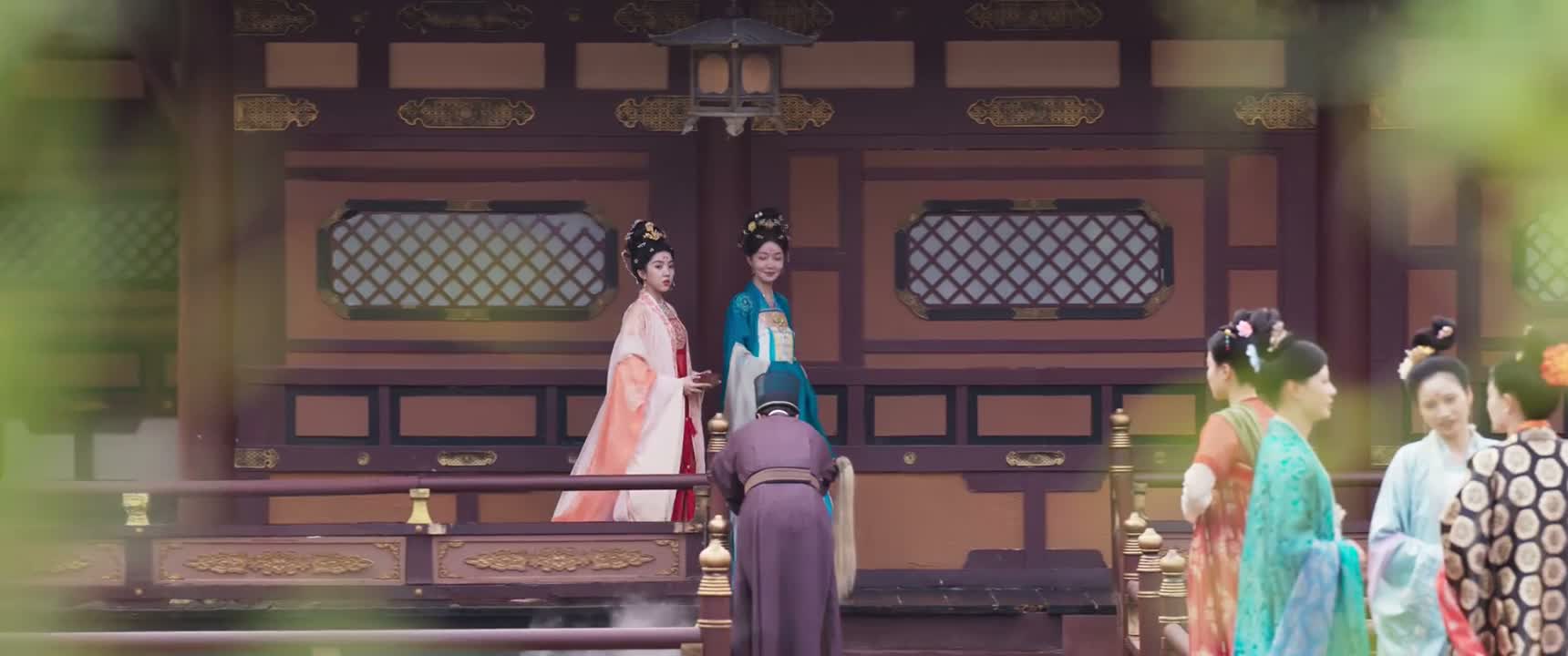 内眷和外臣分席而坐